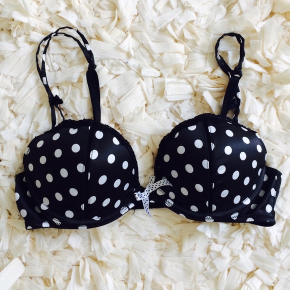 ❌SOLD❌VS Polkadots Push-up Bra