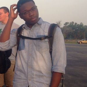 Meet your Posher, Dennis