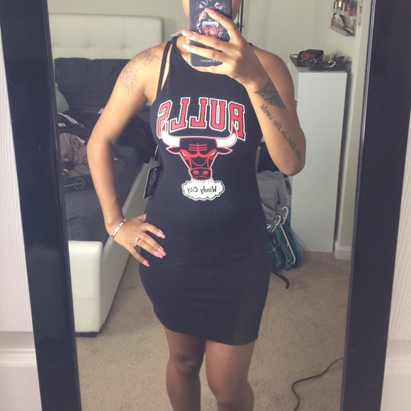 Bulls black dress