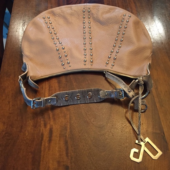 Dolce & Gabbana cream purse - Picture 2 of 3