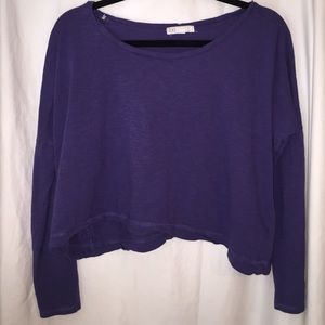 Long sleeve crop top