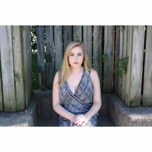 Meet your Posher, Lyndsie