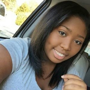 Meet your Posher, Samara