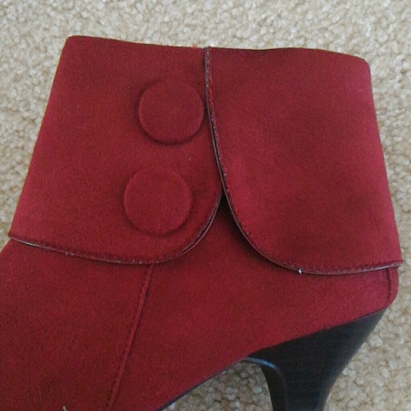 Boot - Picture 4 of 4