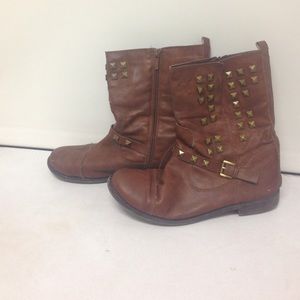 Brown boots with gold studs