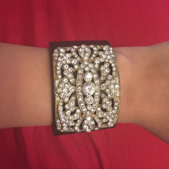 Bracelets - Picture 1 of 3