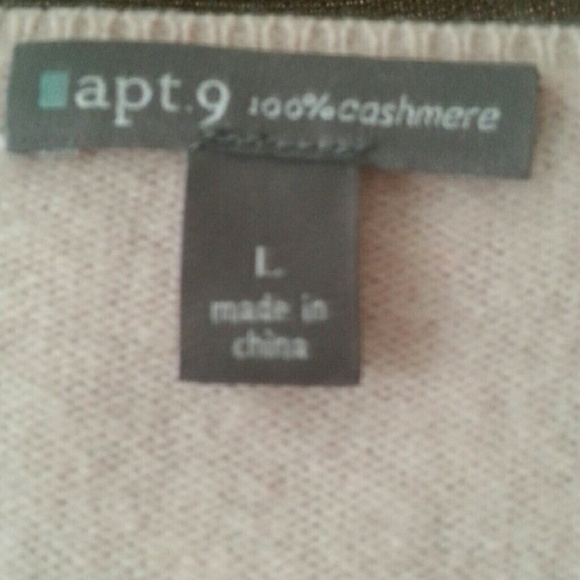 Sweater - Picture 2 of 2