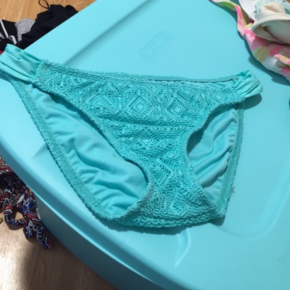 Bathing suit bottoms