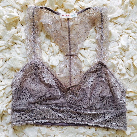 Accessories - ❌SOLD❌ Lace Racerback Bralette