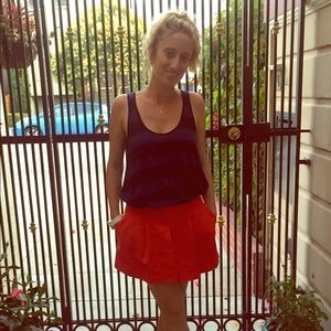 Meet your Posher, Claire!