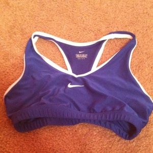 Sports bra