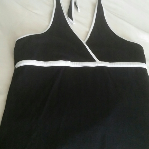 ***Victoria Secret halter top***SUPER CUTE