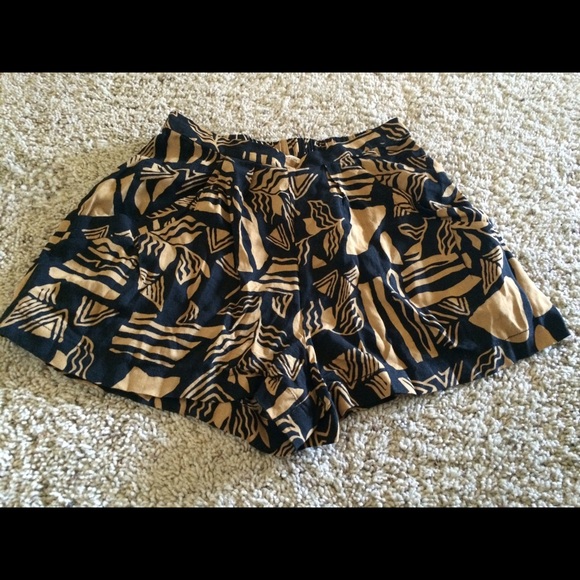 Cute pattern shorts