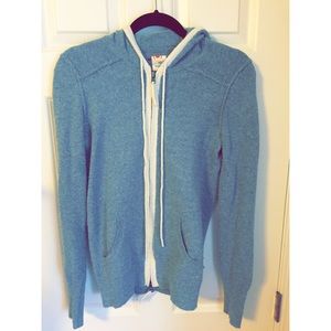 Gap gray and white zip up sweater
