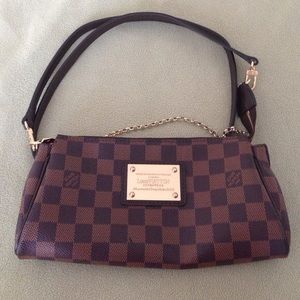 Louis Vuitton Eva Clutch