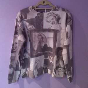 Marilyn Crewneck!!