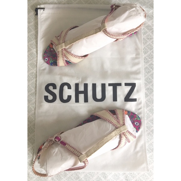 🌺 SCHUTZ for Anthropologie Floral T-strap Sandals - Picture 2 of 4