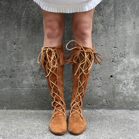 Minnetonka Boots - Minnetonka Lace Up Fringe Boots