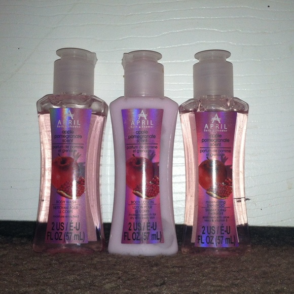 Shampoo, body lotion, and body wash. Al the same.