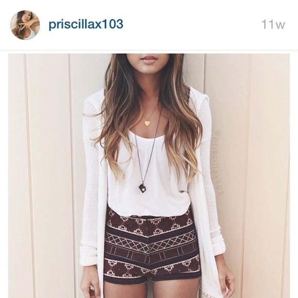 RARE brandy Melville high waisted pattern shorts