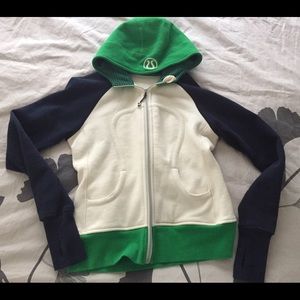 Lululemon scuba hoodie EUC size 8
