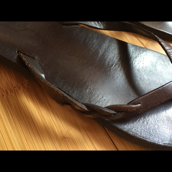 American Eagle Leather Sandals - Picture 2 of 2