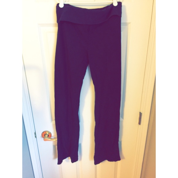 Black Victoria's Secret yoga pants - Picture 2 of 2