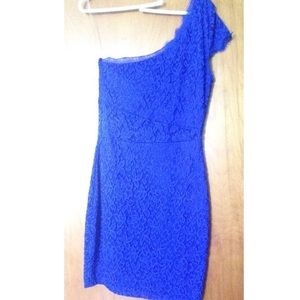 Off the shoulder royal blue fitted dress