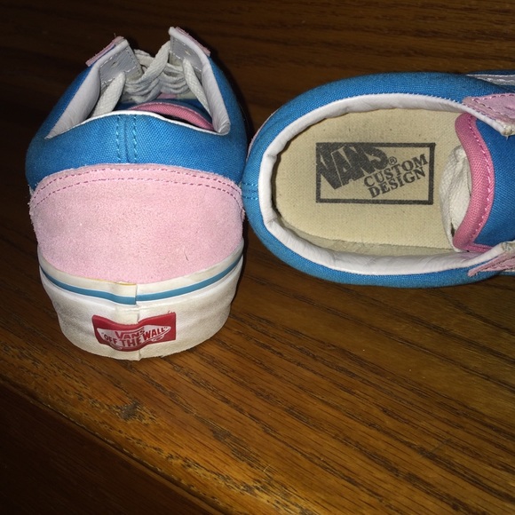 Pink and blue custom vans - Picture 4 of 4