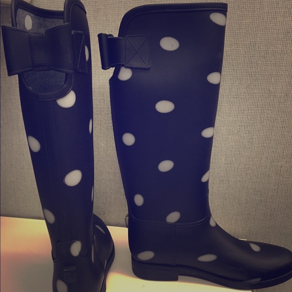 Dirty Laundry rain boots