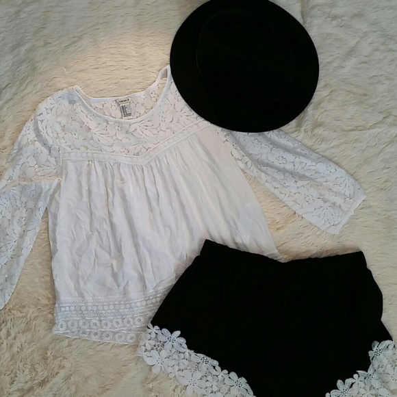 F21 white lace shirt - Picture 1 of 3