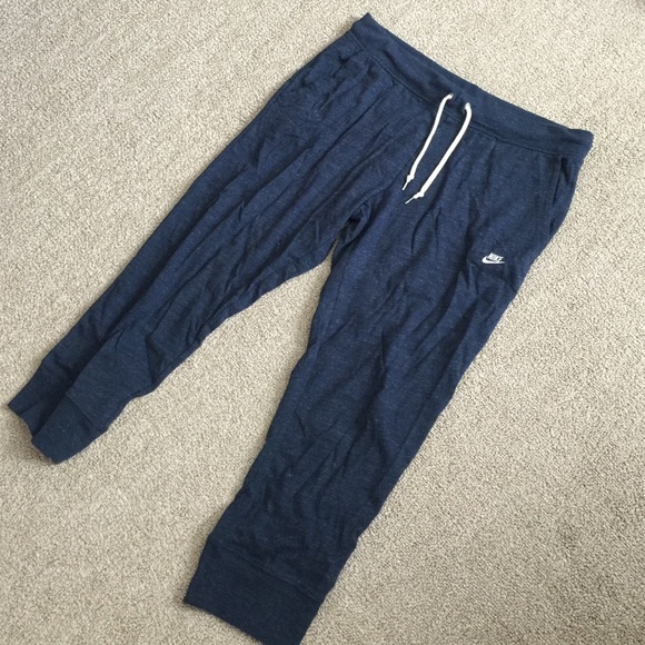 Nike capris