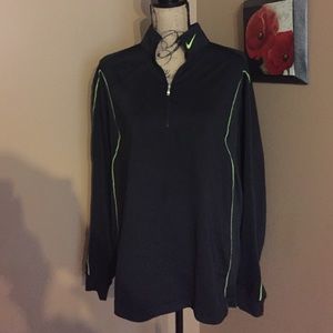 💥NWOT💥NIKE 1/4 ZIP DRI FIT SHIRT