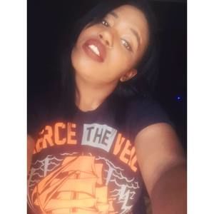 Meet your Posher, Tanisha
