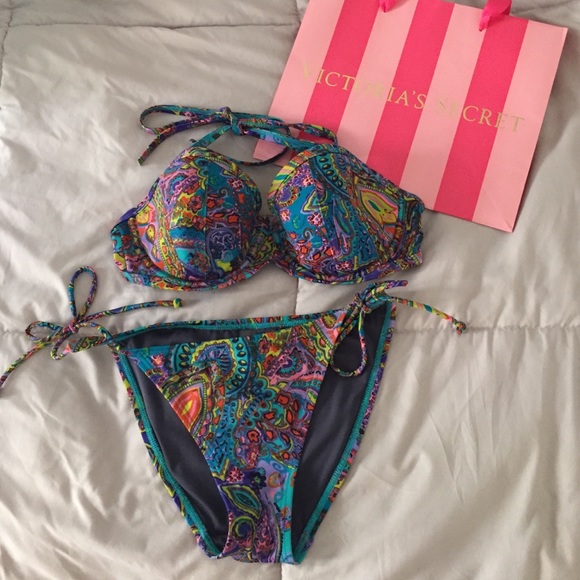 Victoria's Secret bikini set