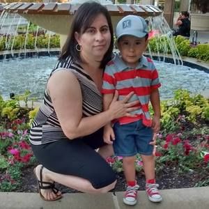 Meet your Posher, Nora