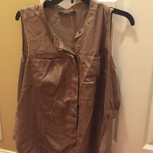 Nude/taupe button up top with sheet detailing