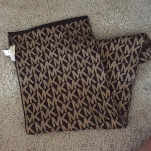 Michael Kors scarf authentic