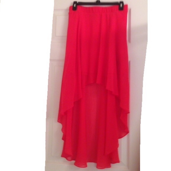 Bebe skirt