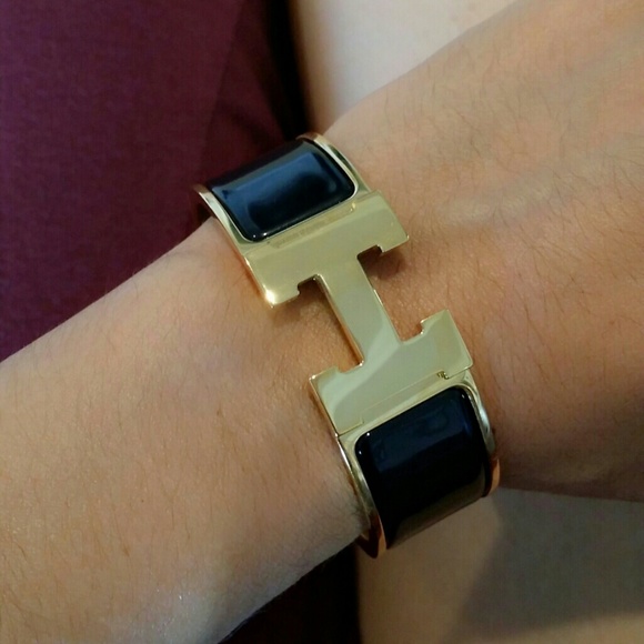 SOLD! 1000% Authentic Hermes Clic Clac H  bracelet - Picture 8 of 8