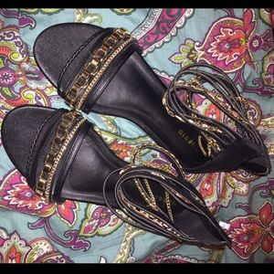 SALE😍 Torrid Sandals