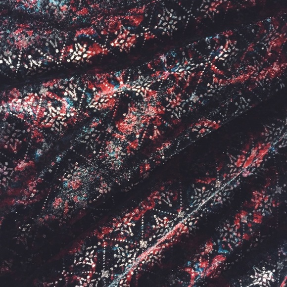 Lace Cutout Skater Dress With Gold Detailing - Picture 3 of 4