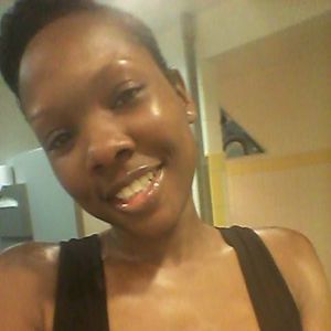 Meet your Posher, Makeda