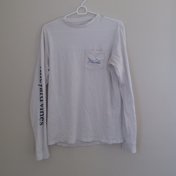Long Sleeve White Vineyard Vines Tshirt