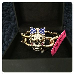 Betsey johnson bracelet