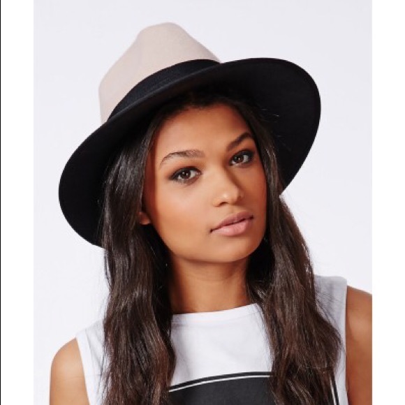 Missguided Accessories - Missguided nude and black Panama hat
