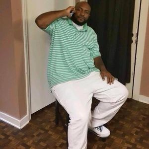 Meet your Posher, Devin