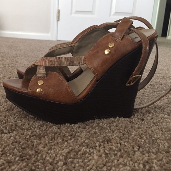 Michael Antonio wedges size 6.5