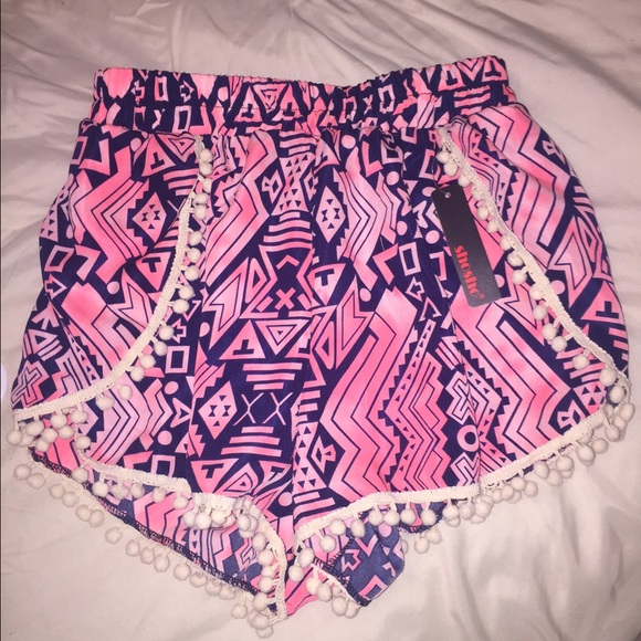 Pom Pom shorts.