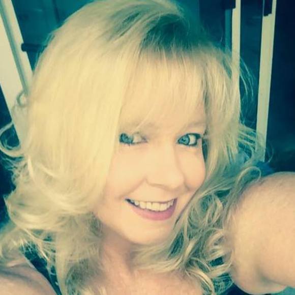 Meet your Posher, Cindie